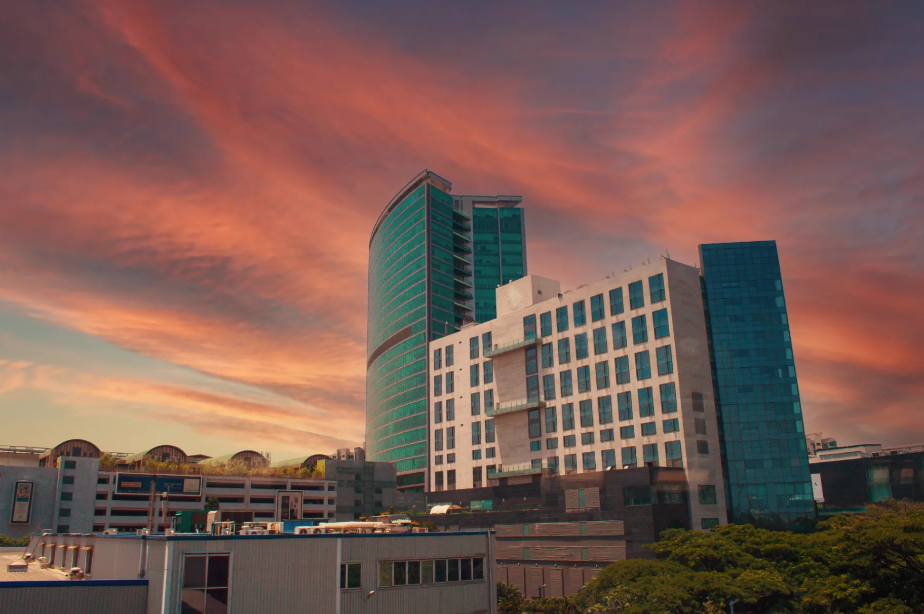 One Horizon Center | Swenson Stone